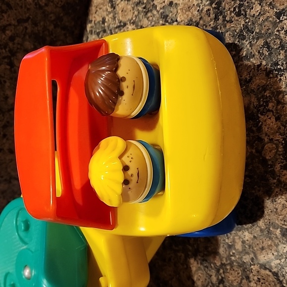 Vintage 1985 Little Tikes Toddle Tots Truck - Picture 2 of 7